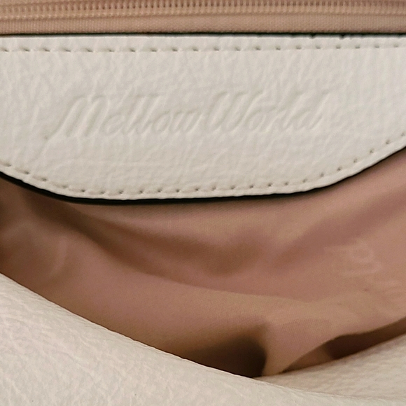 🎊HP🎊MELLOW WORLD VEGAN BAG - Picture 13 of 16